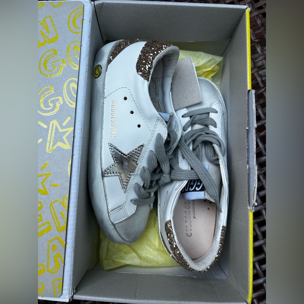 ❌SOLD❌Golden Goose Kids Super Star Classic with Spur NEW IN BOX! - Picture 13 of 14